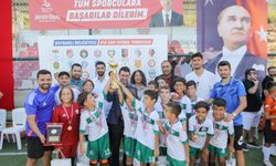 Bayraklı’nın geleneksek U12 Cup Futbol Turnuvası sona erdi