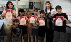 Karşıyaka Belediyesi'nin Junior Chefs Mutfak Kampı, geleceğin şeflerini yetiştiriyor