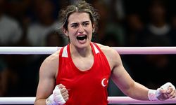 Milli boksör Kahraman, olimpiyat madalyasını garantiledi