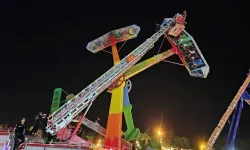 Faciadan döndüler| Yine bir lunapark kazası| Lunaparkta 1 saat asılı kaldılar