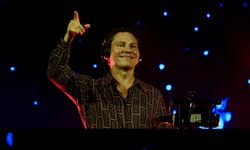 Tiesto, İstanbul’da on binlerle buluştu