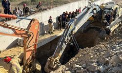 Göçük altında kalan işçilere ulaşıldı: Soruşturma başlatıldı