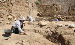 9 bin yıllık Yumuktepe Höyüğü'nde Hitit Dönemi'ne ait bulgular ortaya çıktı