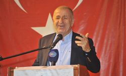 Ümit Özdağ, İzmir’den CHP’ye yüklendi: Atatürk’ün partisi Zafer Partisidir