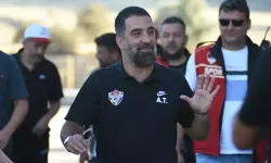 Arda Turan iki yıl daha: Eyüpspor ile yola devam edecek