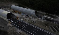 Bolu Dağı Tüneli İstanbul yönü trafiğe açıldı| 38 gün sonra ulaşıma açıldı