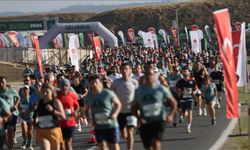 Çanakkale’de 9. Uluslararası Gelibolu Maratonu coşkuyla gerçekleşti