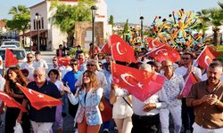 Çeşme Festivali “90’larda Çeşme” temasıyla başladı