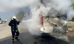 Karşıyaka maçı için İzmir'e gelen Harput FK kafilesini taşıyan otobüs yandı!