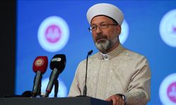 Diyanet, "Peygamberimiz ve Şahsiyet İnşası" temalı sempozyum düzenledi