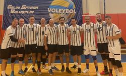 Ege Üniversitesi Voleybol Takımı Kamu Spor Oyunları'nda yarı finale yükseldi