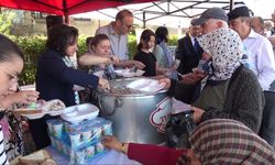 Kütahya'da Hz. Mevlana'nın anısına pilav ve ayran ikramı