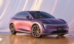 Huawei, Tesla Model Y'ye rakip olan yeni R7 SUV'yi tanıttı!