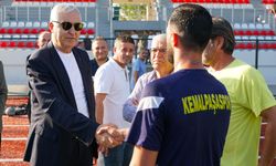 Başkan Türkmen, Kemalpaşaspor futbol takımını ziyaret etti