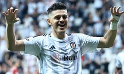 Beşiktaş'a yıldız oyuncudan kötü haber