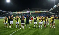 Fenerbahçe, İngiliz Devi Manchester United ile Kapışıyor: İlk 11'ler Belli Oldu