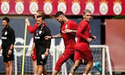 Galatasaray'ın kamp kadrosu belli oldu: Osimhen Letonya'ya gitti mi?