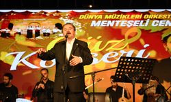 Menteşeli Cengiz, Osmangazi Belediyesi’nin Güz Konserleri’nde Yenikent Mahallesi’nde coşkuyu yükseltti