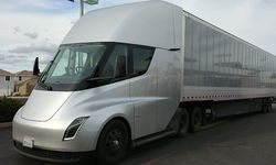 Elon Musk'tan Tesla Semi açıklaması! Türkiye’ye gelecek mi?