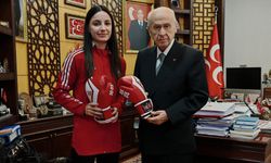 Bahçeli'den Aybüke Kılınç'a tebrik: Hemşerisini makamında kabul etti