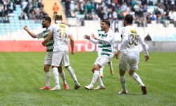 Bursaspor, 3. Lig’de rekor kırmaya devam ediyor | Seyirci ve performansla zirveye tırmandı