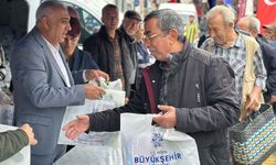 Aydın Büyükşehir Belediyesi, Ata tohumlarını vatandaşlara dağıttı