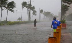 Filipinler’i vuran Toraji Tayfunu nedeniyle 2.500 köyde tahliye emri verildi