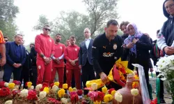 Galatasaray'dan anlamlı ziyaret | Yiğit Kurt'a vefa ziyareti