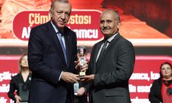 Menemenli çömlek ustası Ahmet Taşhomcu'ya UNESCO ödülü!