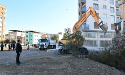 Çiğli trafiğine nefes aldıracak proje! Kaçak binalar yıkıldı, yeni yollar açılıyor