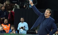 Ergin Ataman'dan otobüs paylaşımına yanıt | Yarın uçakla dönüyoruz