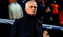 Fenerbahçe Teknik Direktörü Jose Mourinho, ameliyat olacak