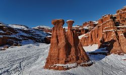 Peribacaları masal diyarına büründü