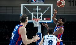 Bahçeşehir Koleji Türk Telekom’u 79-59’luk skorla yendi!