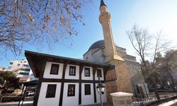 500 yıllık tarihi cami restorasyonun ardından ibadete açıldı