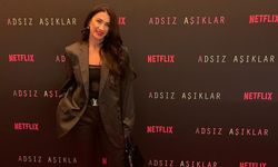 Ceren Benderlioğlu, galada yeni bir moda akımı başlattı!