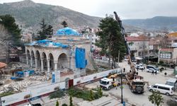 Gülbahar Hatun Camii restorasyonunda türbe ve mezar kalıntıları bulundu