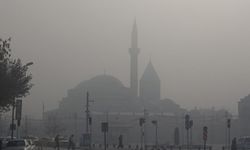 Konya'da yoğun sis etkisini gösterdi