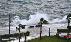 Meteoroloji İzmir'i uyardı! Fırtına cumartesi gecesine kadar sürecek