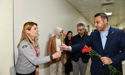 Başkan Onur Emrah Yıldız, sağlık emekçilerine destek verdi