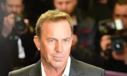 Kevin Costner'a boşandıktan sonra eski eşinden destek!