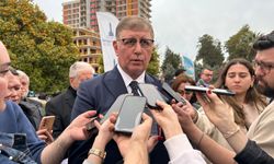 Cemil Tugay'dan kurultay ve gözaltı mesajı: "Demokrasinin yara aldığı bir süreç..."