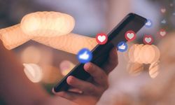 Telefon ellerinden hiç düşmüyor: Telefonsuz bir dakika bile duramayan 5 burç…