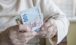 Emekliler dikkat! Bayram ikramiyesini 4 bin TL yapacak yasaya ilişkin yeni gelişme
