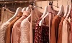 Bu yıl moda trendlerinde sizi neler bekliyor? 2025 modasında geçmiş ve gelecek bir araya geliyor! 2025 Moda Trendleri