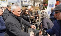 Orman Haftası'nda doğaya destek: Ücretsiz nar fidanı dağıtıldı
