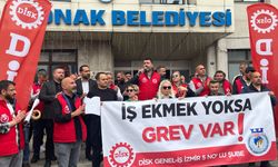 Konak’ta grev ilanı belediye binasına asıldı: “7 Mayıs’ta Konak’ta hayat duracak”