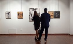 İzmir’de İtalya esintisi: “Peccioli” temalı fotoğraf sergisi sanatseverlerle buluştu