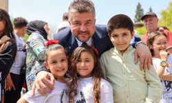 Buca, 23 Nisan’ı çocuklarla şenlendirdi!