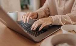 En güçlü AI destekli dizüstü bilgisayar ASUS’tan çıktı! İşte ExpertBook P1 Serisi